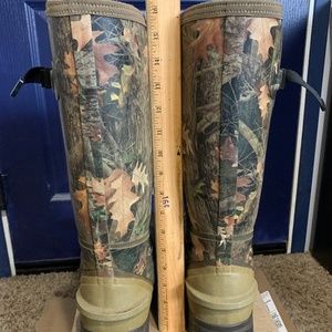 SHE Outdoor Zoned Comfort Trac Insulated Rubber Hunting Boots Women Size 9M